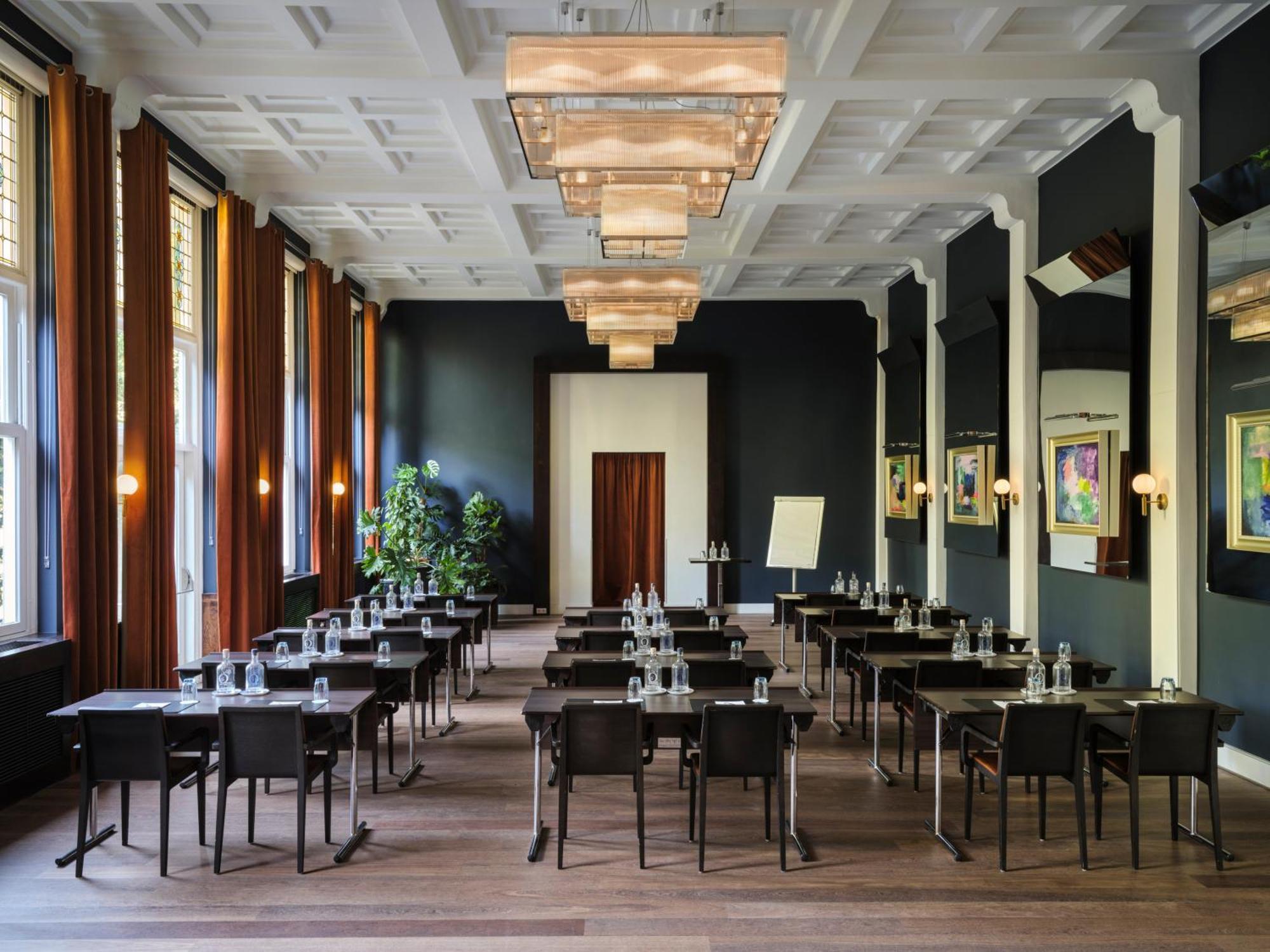 Park Den Haag, Part Of Sircle Collection 4*